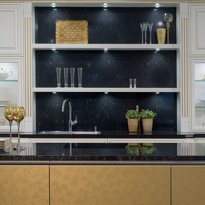 Eine Küche mit vielen schönen Details, gelungen kombiniert und in Szene gesetzt, passt zum Hygge-Einrichtungsstil. Eine Küche mit vielen schönen Details, gelungen kombiniert und in Szene gesetzt, passt zum Hygge-Einrichtungsstil.